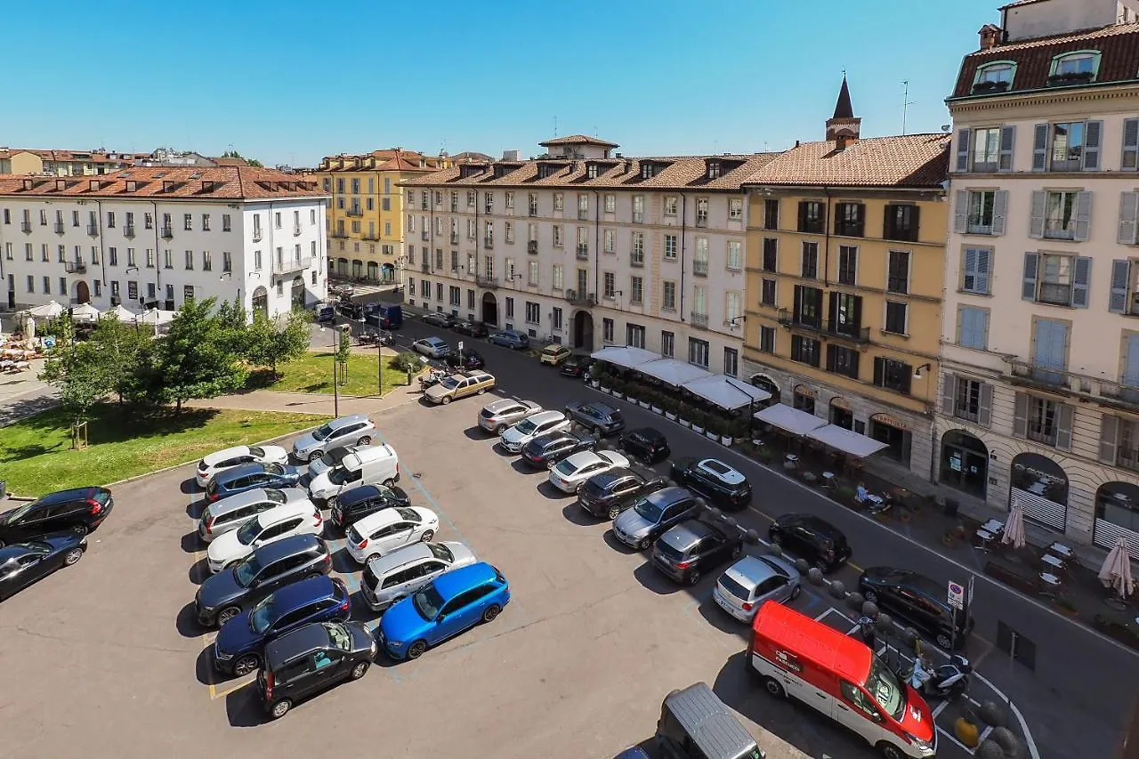 Duomo Luxury Apartment VIII Milan